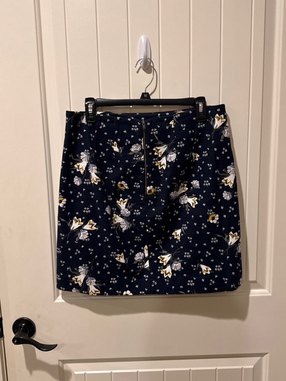 LOFT Navy Floral A-Line Skirt with White and Yellow Blooms - Picture 2 of 3